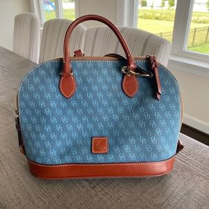 Dooney & Bourke purse
